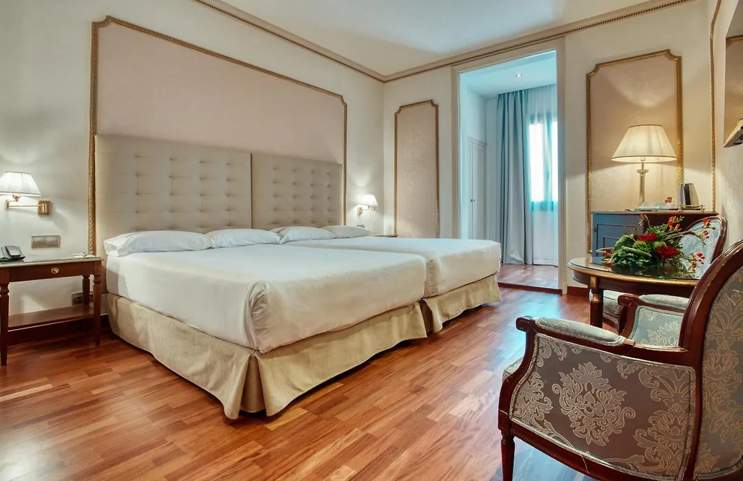 Hotel Roger de Llúria-1